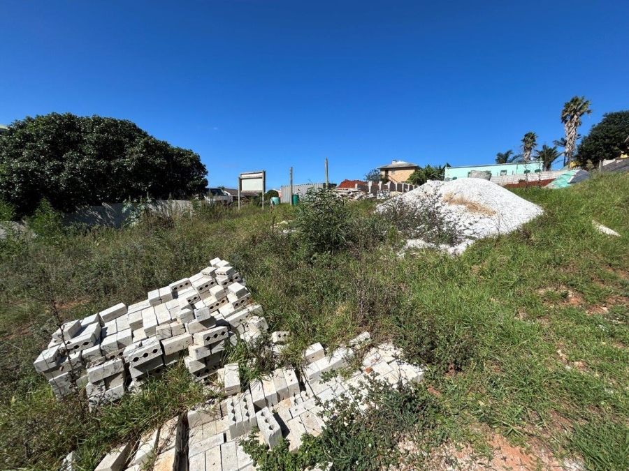 0 Bedroom Property for Sale in Wavecrest Eastern Cape